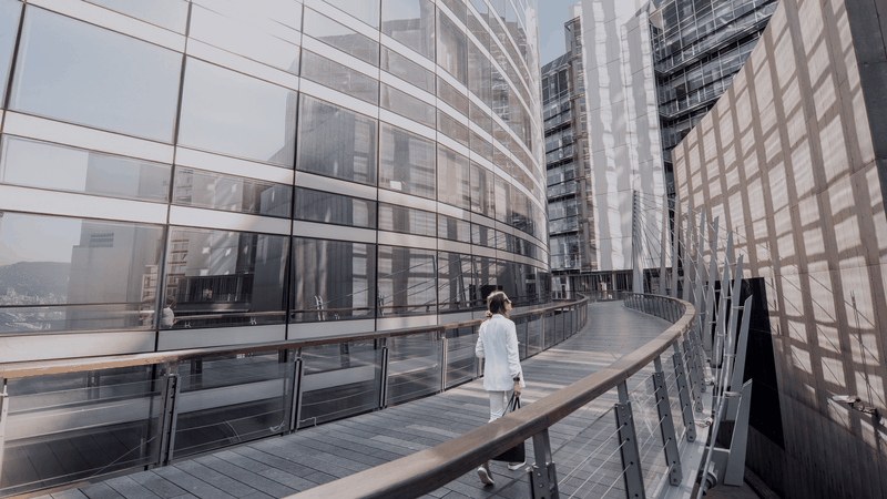 Das Brandmeldeportfolio Sinteso Nova transformiert den Brandschutz in einen proaktiven, intelligenten Ansatz und ebnet den Weg für autonome Gebäude.   (Bild:  Siemens Smart Infrastructure)