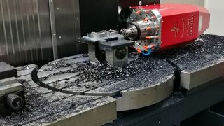 Anlässlich des 50-jährigen Jubiliäums sowie der Open-House-Veranstaltung präsentiert Hedelius sein neues 5-Achs-Bearbeitungszentrum Tiltenta 9. (Gillhuber)