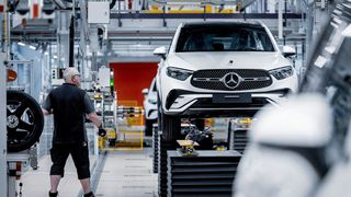 7.300 Euro Prämie. Darüber dürfen sich die Tarifbeschäftigten bei Mercedes-Benz in diesem Jahr freuen. (Bild: Mercedes-Benz AG)