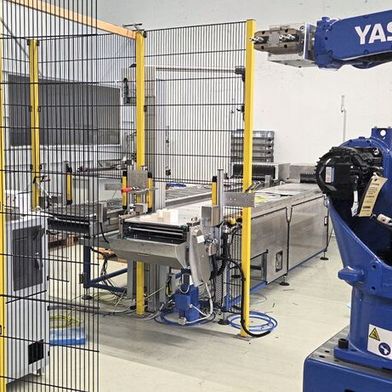Ein Schwerpunkt der VIP-Maschinen liegt auf modular aufgebauten Fertigungszellen, die an unterschiedliche Produkte und Produktionsanforderungen angepasst werden können.  (Bild: VIP Very Important Product Maschinenvertriebs GmbH)