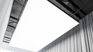 Kann bis zu 3 x 10 Meter groß werden: OneSpace-"Deckenleuchte" (Philips)