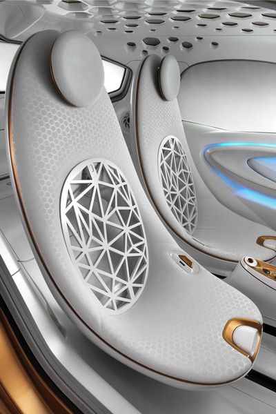 Ein im Sitz integrierter Vliesstoff trägt durch seine passive Klimatisierung wesentlich zur Steigerung des Sitzkomforts bei.  (Bild: daimler.com)