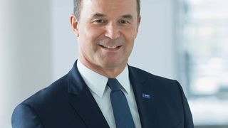 BASF-Chef Martin Brudermüller feierte nicht nur seinen 60. Geburtstag, sondern auch ein halbes Leben bei BASF. (BASF)