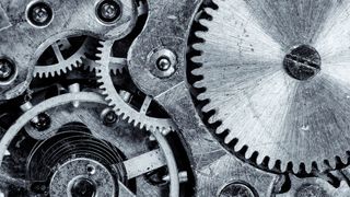 Defekter Antrieb: Bei der Autoproduktion greifen wie im Uhrwerk viele Rädchen ineinander. Fehlen einige Bauteile – etwa Elektronikkomponenten – steht unter Umständen die ganze Fertigung still. (Bild: gemeinfrei)