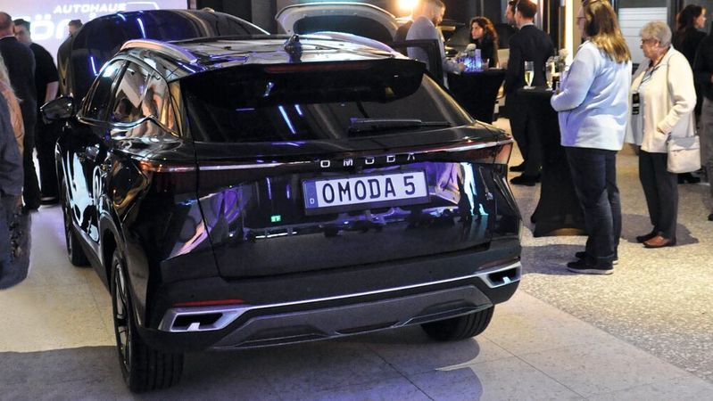 Mehrere neue chinesische Autohersteller drängen 2025 neu auf den Markt, darunter Omoda und Jaecoo aus dem Chery-Konzern.(Bild:  Wehner - VCG)