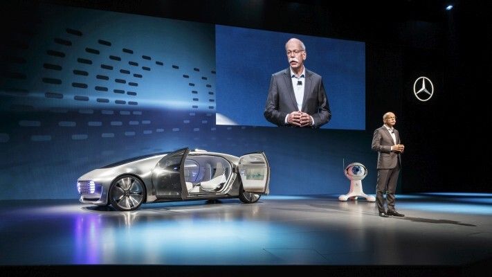 Der Mercedes-Benz F 015 Luxury in Motion: Vorbote einer Mobilitätsrevolution  (Mercedes-Benz)