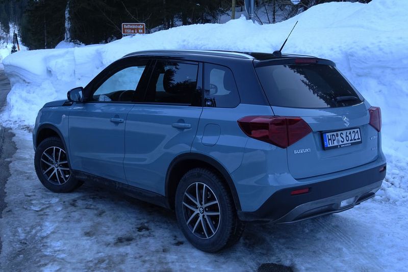 Neu gestaltet hat Suzuki … (Seyerlein / »kfz-betrieb«)