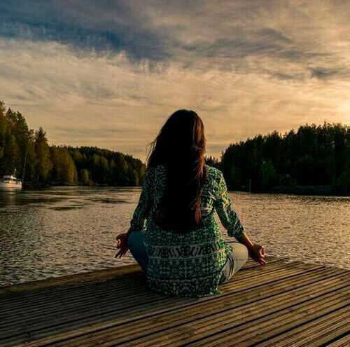 Meditation is easy to do, can be done almost anywhere and does not require any equipment. Meditation is easy to do, can be done almost anywhere and does not require any equipment.