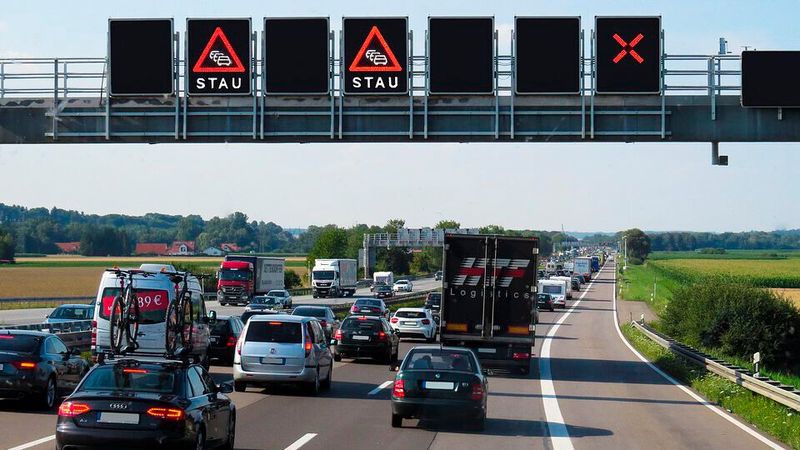 Der Autobahn-App fehlt es an einigen wichtigen Funktionen.(Bild:  gemeinfrei /  Pixabay)