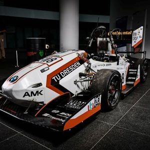 Formula Student Engagement der BMW Group: Der Rennwagen des Teams „elbflorace“ der TU Dresden