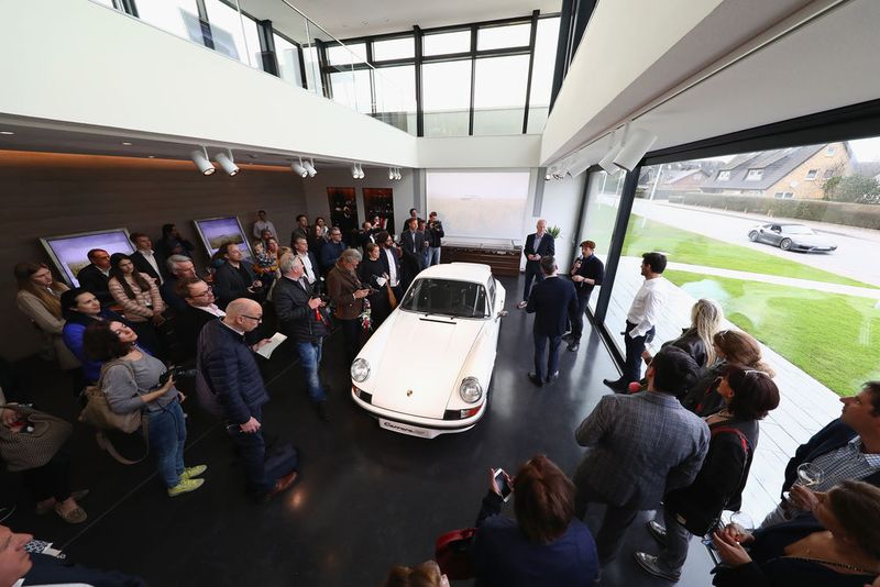 Offiziell eröffnete der Schauraum am 1. April. (Porsche)