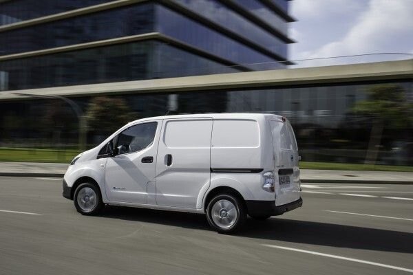 Der elektrische Kleintransporter Nissan e-NV200 verbindet das Beste aus zwei Welten (Nissan)