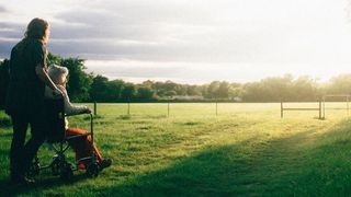 Um Menschen zukünftig auch im hohen Alter angemessen zu versorgen, können moderne Sensoren und ML-Algorithmen wertvolle Dienste leisten. (Bild: gemeinfrei)