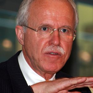 „Produktpiraterie bedroht die Wettbewerbsfähigkeit des Innovationsstandorts Deutschland in zunehmendem Maße“, gibt Professor Frieder Meyer-Krahmer, Staatssekretär im BMBF, zu bedenken.