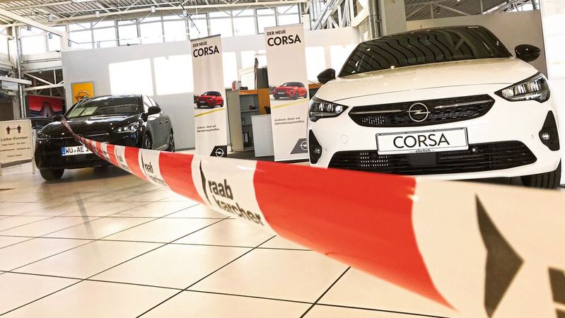 Die meisten Händler in Deutschland müssen seit heute ihre Verkaufsräume geschlossen lassen.(Bild:  Rehberg / »kfz-betrieb«)