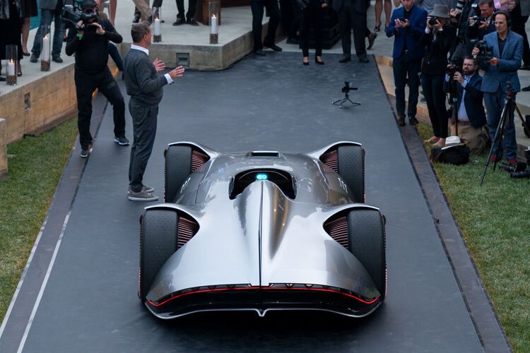  Als Antrieb fungiert ein Elektromotor mit 55 kW/750 PS. (Bild: Daimler)