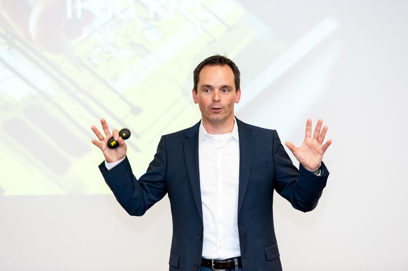 Andreas Bergmaier (B2B Channel Manager Apple) gab beim anschließenden Apple Business Workshop ein erstes Update. (Bild: CPN)