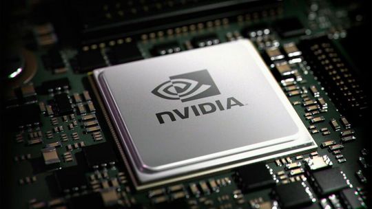 Nvidia schätzt, dass die Exportbeschränkungen in den USA dem Chipgiganten rund 15 Milliarden Dollar kosten werden. Außerdem werde es Konsequenzen geben, an die die Politik nicht gedacht hätte ...(Bild:  Nvidia)