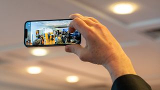 Auch in Landshut wird es einen geführten Ausstellerrundgang beim Smart Factory Day geben. (Bild: Dominik Böhm – Fotokumpel)