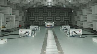 Der Akustikraum des neuen Asia-Testcenters von Eberspächer.  (Fabian Frobenius)