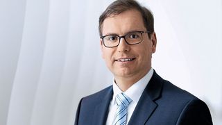 Falk Senger, Geschäftsführer der Messe München: „Mit der Automatica Sprint haben wir  gemeinsam mit der Industrie ein neues, kompaktes und an die Gegebenheiten der Corona-Zeit angepasstes Format entwickelt.“ (Messe München)