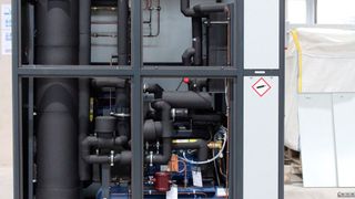 Forschungsprojekt mit der Fa. HySON: Tieftemperaturanlage zur Sauerstofftrocknung (Bild: L&R Kältetechnik)