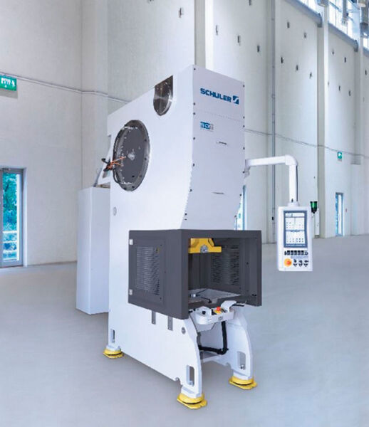 Mit der «CSC 1000» hat Schuler einen Ein-Pleuel-Stanzautomaten mit ServoDirekt-Technologie entwickelt. (Bild: Schuler)