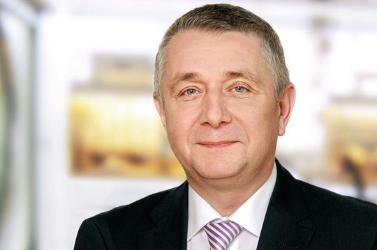 Dr. Armin Wedel vom Fraunhofer IAP: „Im DFF sind aktuell drei Arbeitsgruppen aktiv, um Spezifikationen zu entwickeln.“(Bild:  Fraunhofer IAP)