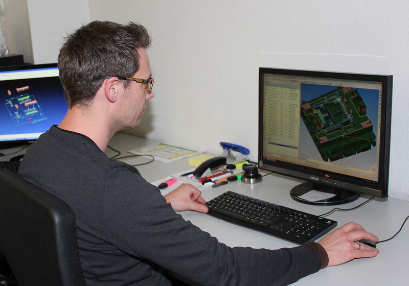Bild 3: Mark Hildebrandt: „Ein Grund, warum wir seit über 20 Jahren mit Work-NC arbeiten ist, die große Zahl guter Frässtrategien, die uns das CAM-System zur Verfügung stellt.“ (Bild: Sescoi)