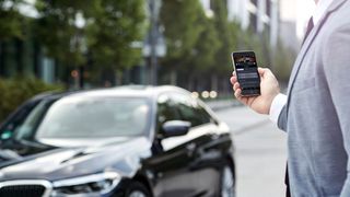 Bei BMW dient künftig das Smartphone als Autoschlüssel. (BMW)