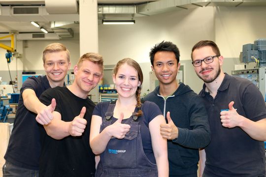 Die Ausbildungsqualität der Beumer Maschinenfabrik ist auf einem sehr hohen Niveau. Das hat sich jetzt ausgezahlt, denn das Unternehmen wurde wiederholt zu einem deutschen Top-Ausbilder gekürt.(Bild:  Beumer Group)