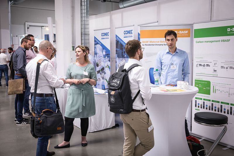 Steckverbinderkongress 2023 Tag 2: Kongress mit Trendthemen von PCF über DC-Steckverbinder, Hybridsteckverbinder, Qualifizierung, Single Pair Ethernet, Hands-on Workshops bis zu 3D-Druck und Konfektionierung. (Bild: Stefan Bausewein)