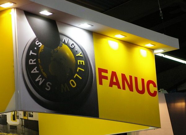 Simodec 2014: «Smart - Strong - Yellow», Welcome to the yellow world de Fanuc. (Image: MSM / JR Gonthier)