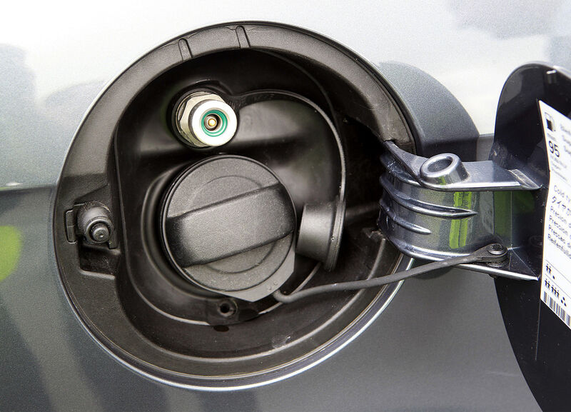 Erdgas-Antriebe sind mittlerweile auch in Serienfahrzeugen zur echten Alternative geworden. Sie rechnen sich in Deutschland im Pkw ab einer Jahresfahrleistung von 7 000 Kilometern. Auch weil Erdgas bis zu 50 Prozent günstiger ist als Benzin. (Bild: Bosch)
