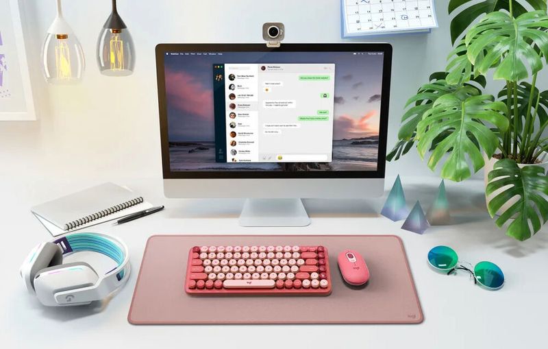 Als passende Unterlage für Maus und Keyboard gibt es die Logitech Desk Mat in verschiedenen Farben. (Logitech)