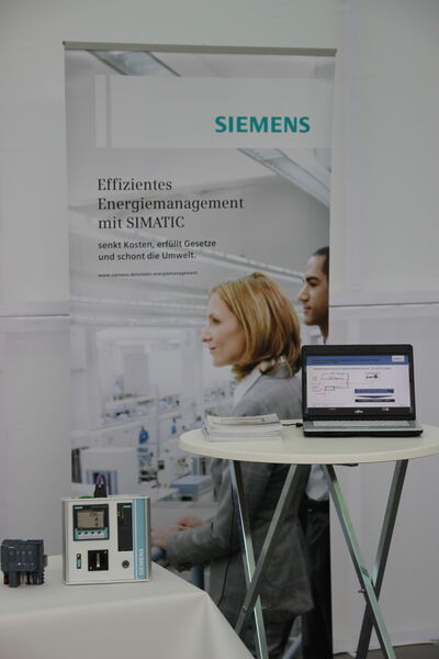 ...Siemens,... (Stephan/Ernhofer/PROCESS)
