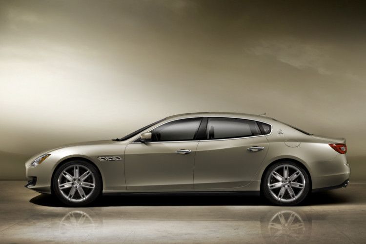 Die mittlerweile sechste Generation der italienischen Luxus-Limousine misst stolze 5,26 Meter in der Länge, das ist ein Zuwachs von 21 Zentimetern. Vom Größenwachstum profitieren hauptsächlich die Fondinsassen. (Foto: Maserati)