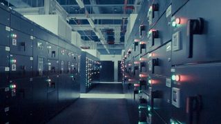 Bis vor kurzem waren Unternehmen, die sich auf leistungsintensive und latenzempfindliche Anwendungen wie SAP und Oracle verließen oder große CAD-Dateien verwendeten, an ihre lokale Umgebung gebunden.  (Bild: gemeinfrei© Akela999)