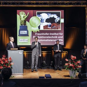 Verleihung des Handling Award 2014 am 7. Oktober 2014 auf der Messe Motek in Stuttgart.