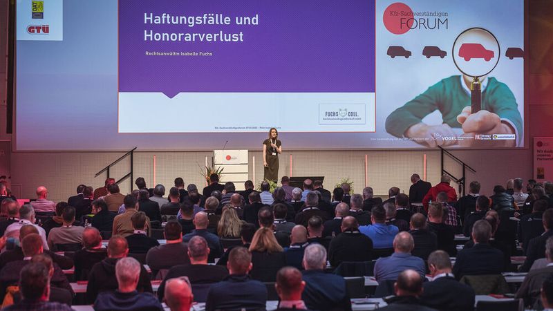 Haftungsfälle und Honorarverlust waren das Thema von Rechtsanwältin Isabelle Fuchs, Geschäftsführerin Fuchs & Coll. (Bild: Stefan Bausewein)