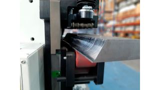 Wer präzise und schnell zu hochwertigen Fasen an Blechen und Rohren kommen möchte, der sollte sich auf der Messe Schweissen + Schneiden in die Halle 8 begeben. Denn dort stellt das Unternehmen Cevisa gleich mehrere produktive Verfahren und Systeme dafür vor. (Bild: Cevisa)