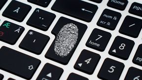Die meisten Organisationen wissen, dass sie compliant sein müssen. Die schwierigere Frage ist: Wo fängt man an, ohne das Team vor dem ersten Audit zu erschöpfen? (Bild: Canva)