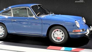 Wer hat`s erfunden? Ein Jahre andauernder Rechtsstreit will klären, ob der einstige Chefkonstrukteur bei Porsche respektive seine Erben am Erfolg des aus dem Porsche 365 hervorgegangenen Modells 911 (Bild) zu beteiligen sind. Hier neue Aspekte. (Bild: Porsche)