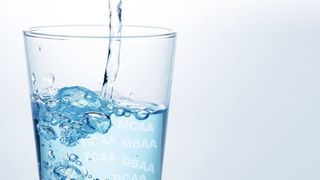 Abb. 1: Hallogenessigsäuren (HAA) entstehen als Nebenprodukte der Wasserdesinfektion. Sie stehen im Verdacht, krebserregend zu sein. (©chagin - stock.adobe.com)