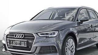 So sieht der Audi A3 S-line im Original aus. Bis er so weit hergerichtet war, ... (Dotzilla, © EVZ - stock.adobe.com)