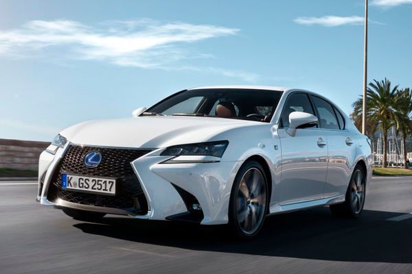 Die Hybridantriebe für den Lexus GS schaffen den Spagat zwischen „ökologisch wertvoll“ und „standesgemäßer Vortrieb“ vorbildlich. (Foto: Lexus)