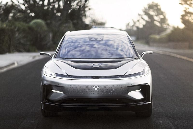 Mit Modellen wie dem FF91 wollte Faraday Future Tesla Marktanteile wegnehmen. Nun hat man eine andere Zielgruppe im Blick. Mit Modellen wie dem FF91 wollte Faraday Future Tesla Marktanteile wegnehmen. Nun hat man eine andere Zielgruppe im Blick.
