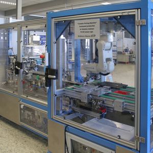 Die Klimakammer sorgt für stabile Bedingungen bei der Produktion. Eine der Voraussetzungen für Qualität und Langzeitstabilität.