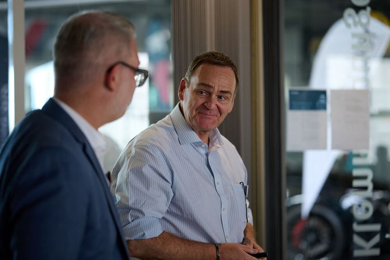 Jürgen Vogler und Philipp Naujoks (beide Aagon) (Bild: Aagon)