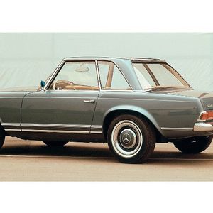 50 Jahre Mercedes-Benz 230 SL – Spitzname Pagode.